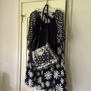 Wide leg Palazzo pant and match top and purse size xlp pants ,top xlp